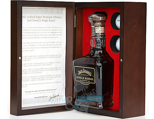 잭다니엘  싱글배럴 (JACK DANIEL\'S SINGLE BARREL) 750ml