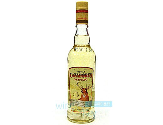 카자도레스 레포사도 (CAZADORES REPOSADO) 700ml